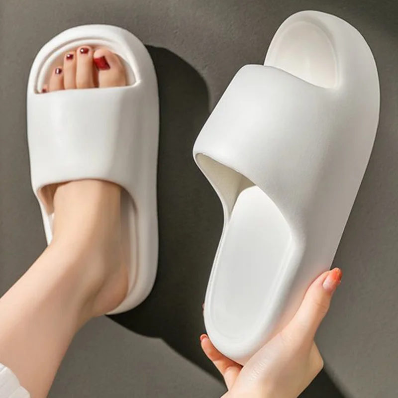 

Soft Sole Women's Slippers Shoes Beach Fashion Couple Slippers Anti-Slip Thick Soled Female Footwear Women's Sandals Summer 2023