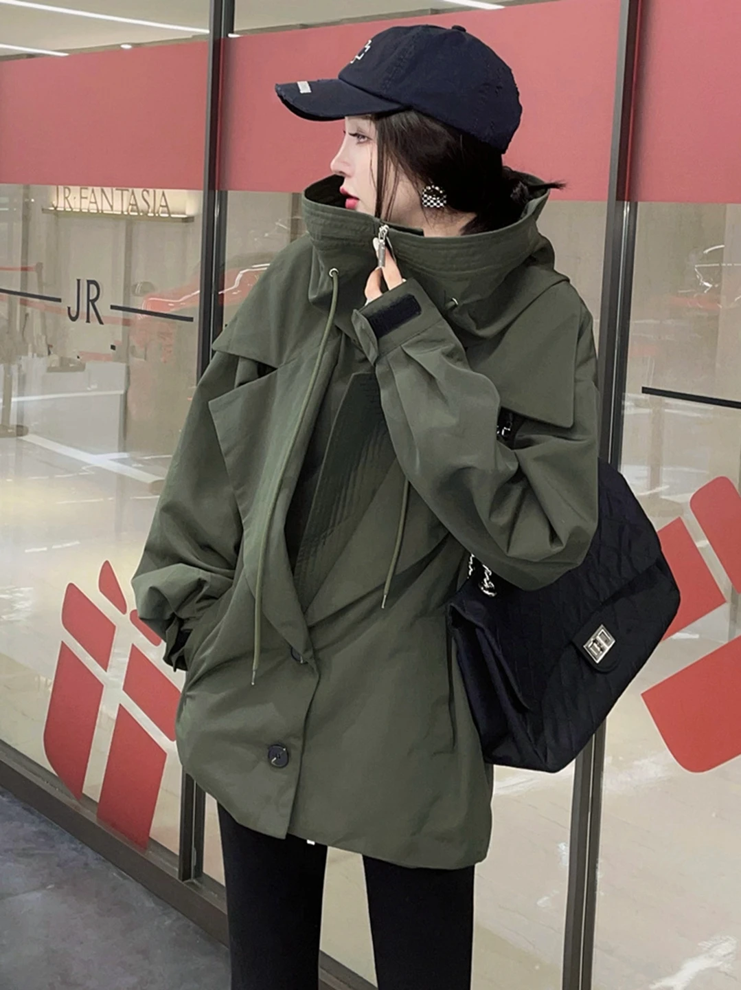 Ветровка с капюшоном женская маленькая свободная универсальная куртка