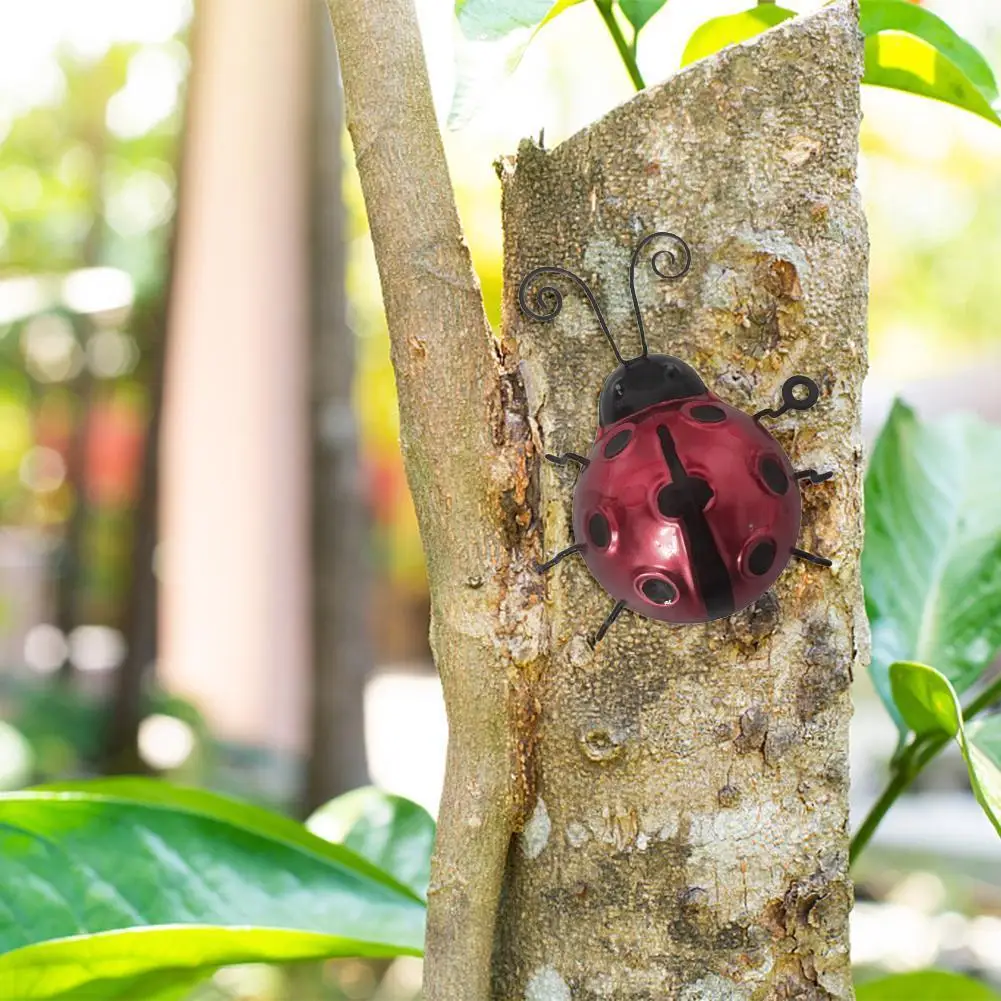 

1PCS Metal Ladybug Wall Hanging Iron Art Insect Handicraft Room Decoration Wall Insect Decoration Kindergarten Living E8N3