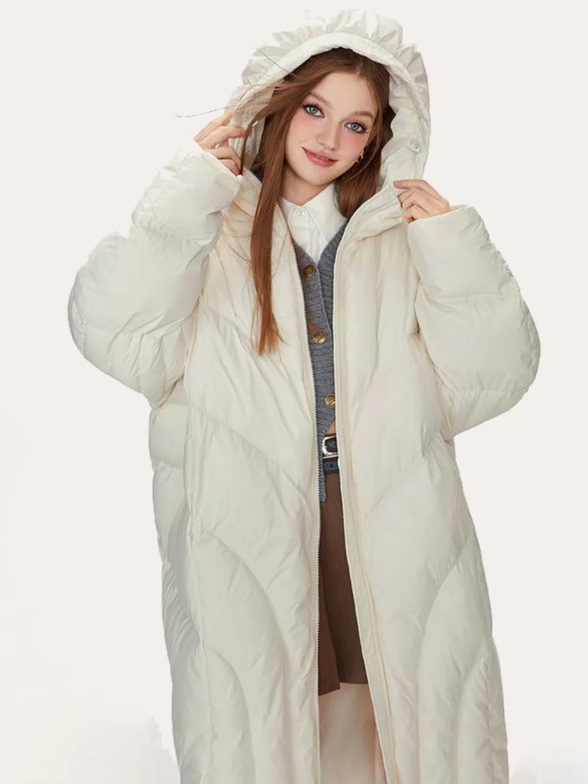 Кремовый пышный 2024 новинка 90 пуховик средней длины на белом утином пуху женская