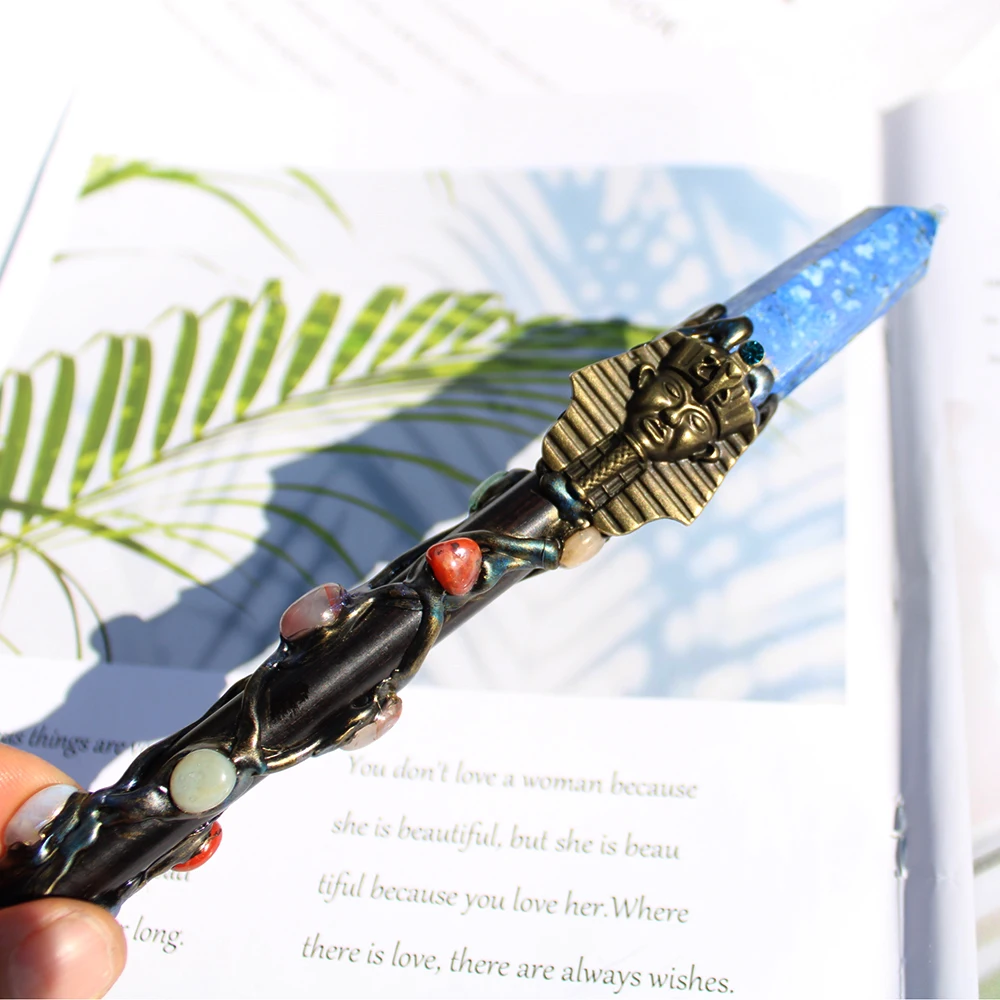 Натуральный синий лазурит с прозрачным кварцевым драгоценным камнем волшебная