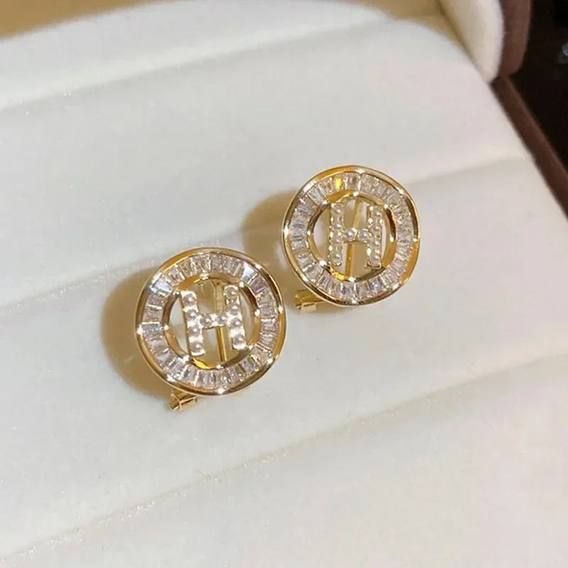 

Korean Stud Earrings Piercing Gold Color Fashion Nuevo En Pendientes Accessories for Women 2023 Trending Light Luxury Jewelry