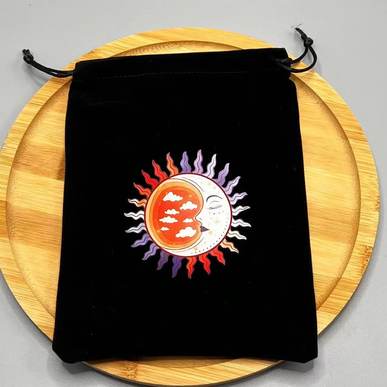 

Бархатный чехол для карт Таро 15x20 см