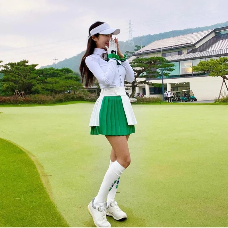 

New golf summer and autumn sports quick drying top T-shirt outdoor A-line skirt pants Skirt Set fashionable temperament slim