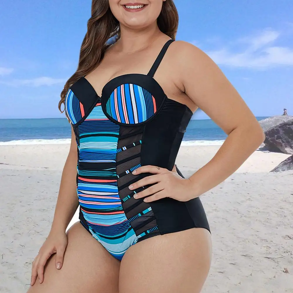 

Breathable L to 3XL One Piece Striped Summer Lady Swimwear for Vacation