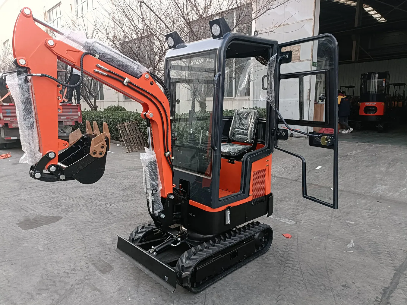 China Factory Price Mini Excavators 1200kg Auto Loader Small Digger Kubota With CE | Hydraulic Tools