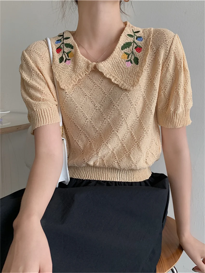 

HziriP Vintage Embroidery Knitted Florals Peter Pan Collar 2022 Sweet Femme Short Sleeves Thin Women Summer All-Match Blouses