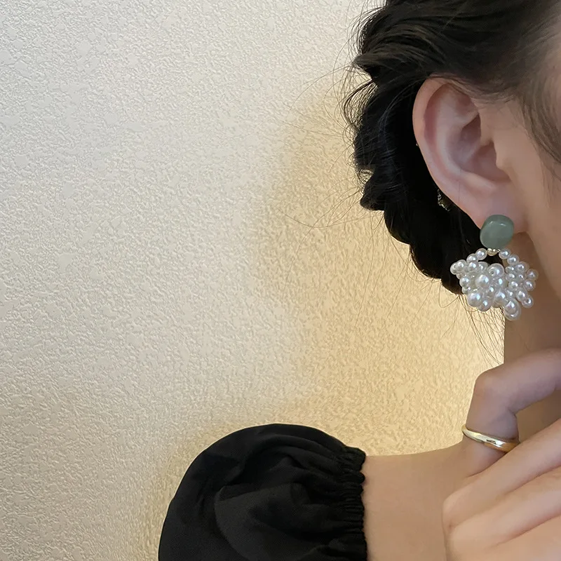 

Silver Needle Dense Pearl Earrings Wedding Ball Design Sexy Trendy Simple Earbobs Creative Fashion Elegant Eardrop Summer Female