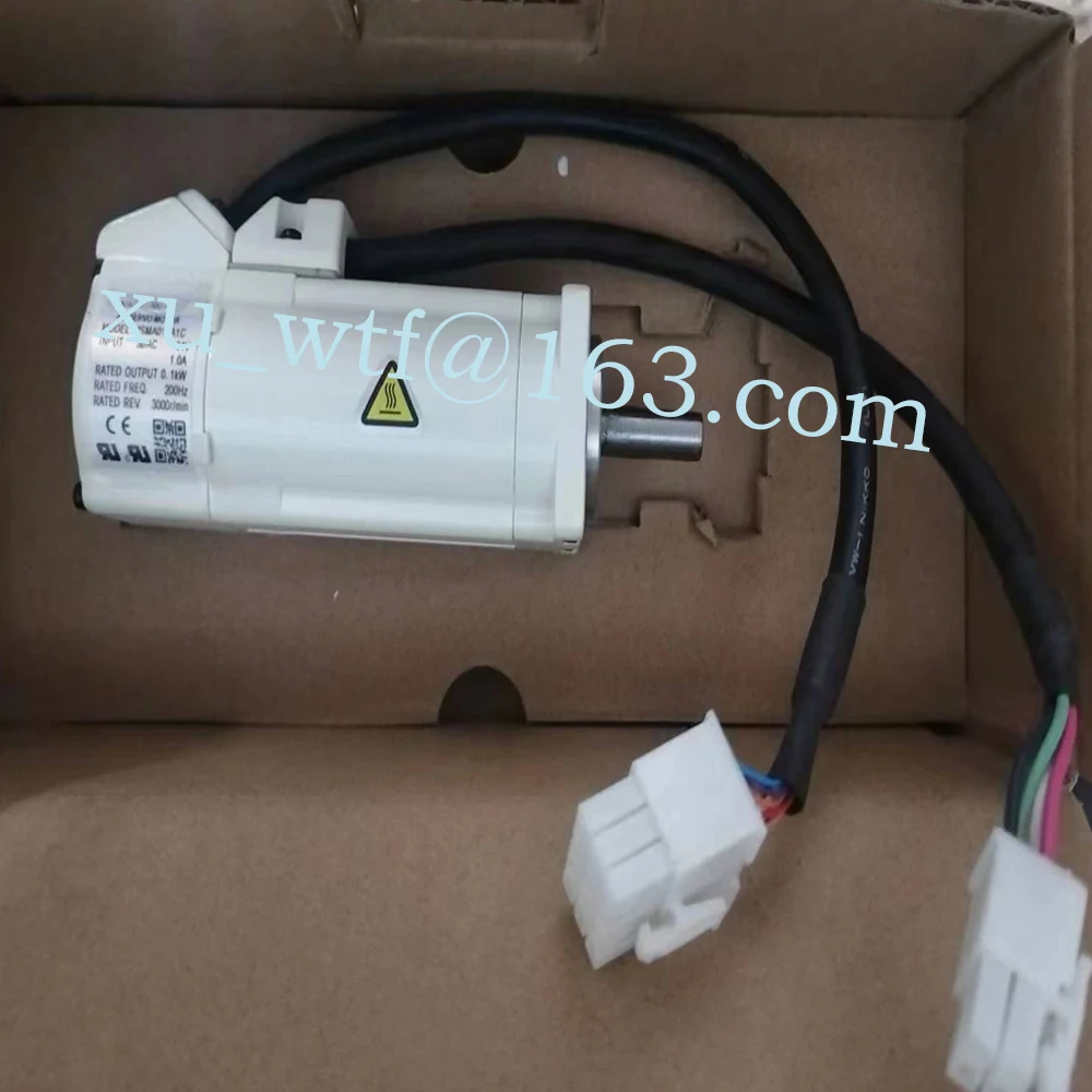 100% Новый оригинальный сервомотор MSMA042A1A MSMA042A1B MSMA042A1C MSMA042A1D MSMA042A1E MSMA042A1F MSMA042A1G
