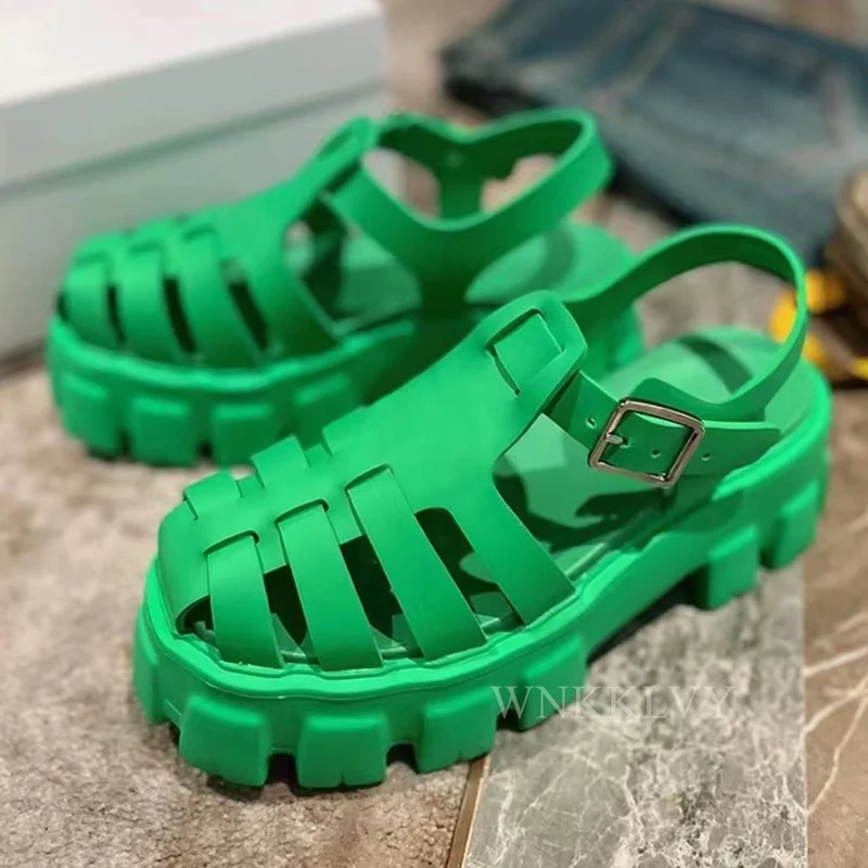 

Classic solid color round toe plastic Sandals women summer ultra light comfortable thick sole leisure vacation beach shoes 2022