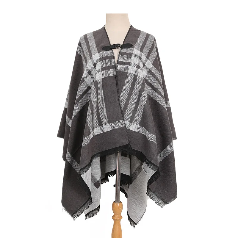 Autumn Winter New Style Split Plaid Knitting Tassel Women Fashion Street Poncho Lady Capes Gray Cloaks