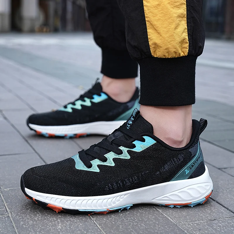 New Men's Golf Shoes Mesh Breathable Comfortable Walking Sneakers for Men Fashion Grass Jogging Sneakers