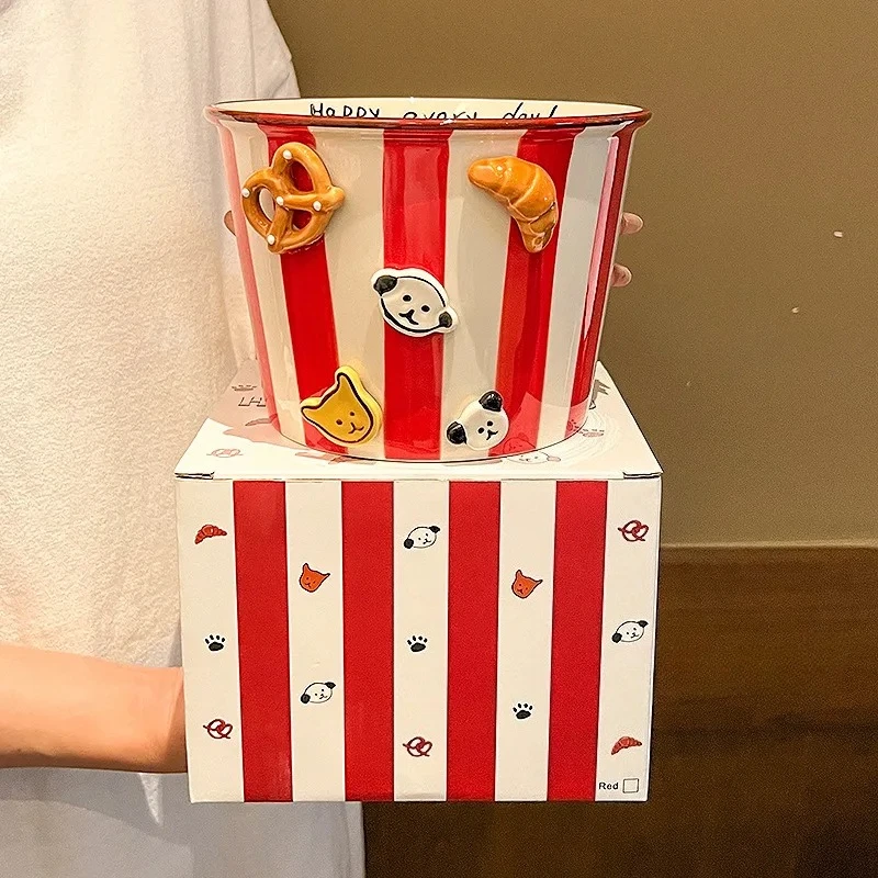 

Керамическая миска