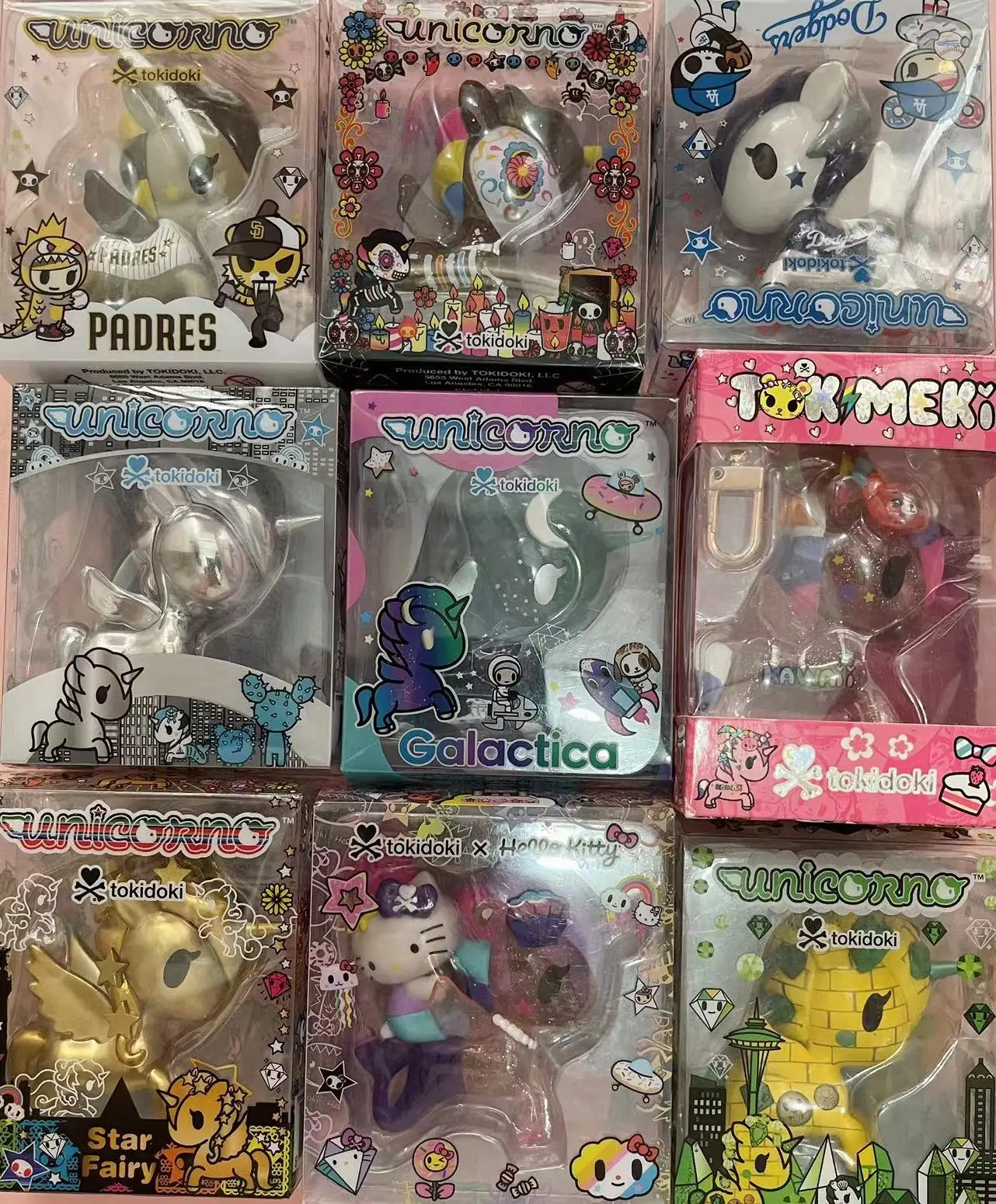 Фото Tokidoki Unicorno Pogo, эксклюзивная коллекционная фигурка с алмазным декором и альтернативными цветами, эксклюзивная для выставки, для взрослых. №3