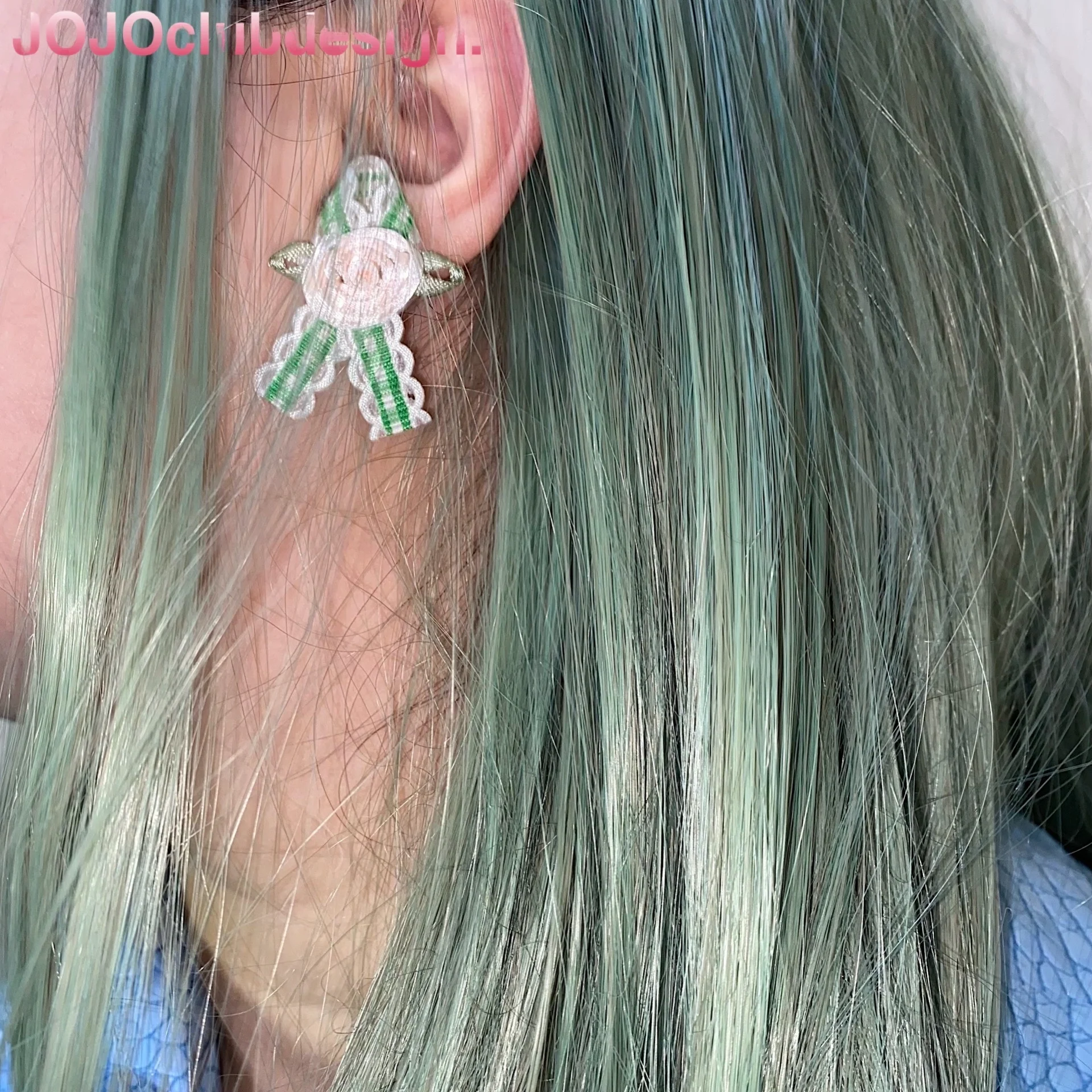 Jojoclub-Original Design Romantic Flower Plaid Female Sexy Retro Stud Earrings |