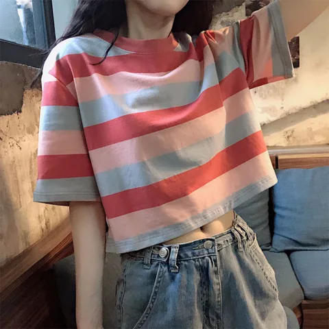 Женские футболки, летняя Корейская свободная футболка в радужную полоску с коротким рукавом, Повседневная дешевая женская футболка, Прямая поставка ZBBA34