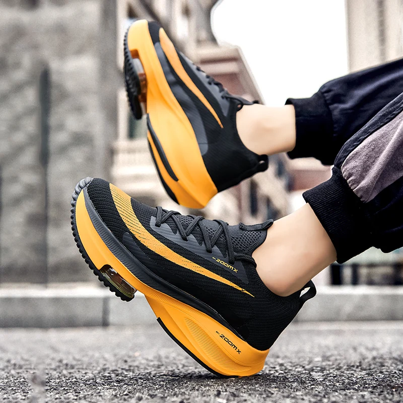 Running Shoes Unisex Shoes Men 2022 New Fashion Casual Light Runing Summer Womens Sneakers Breathable Race Mens Shoe Top Quality