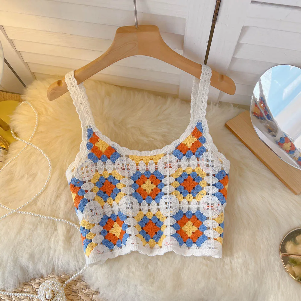 Винтажные шикарные майки с вырезами женские летние без рукавов кроше цветочным