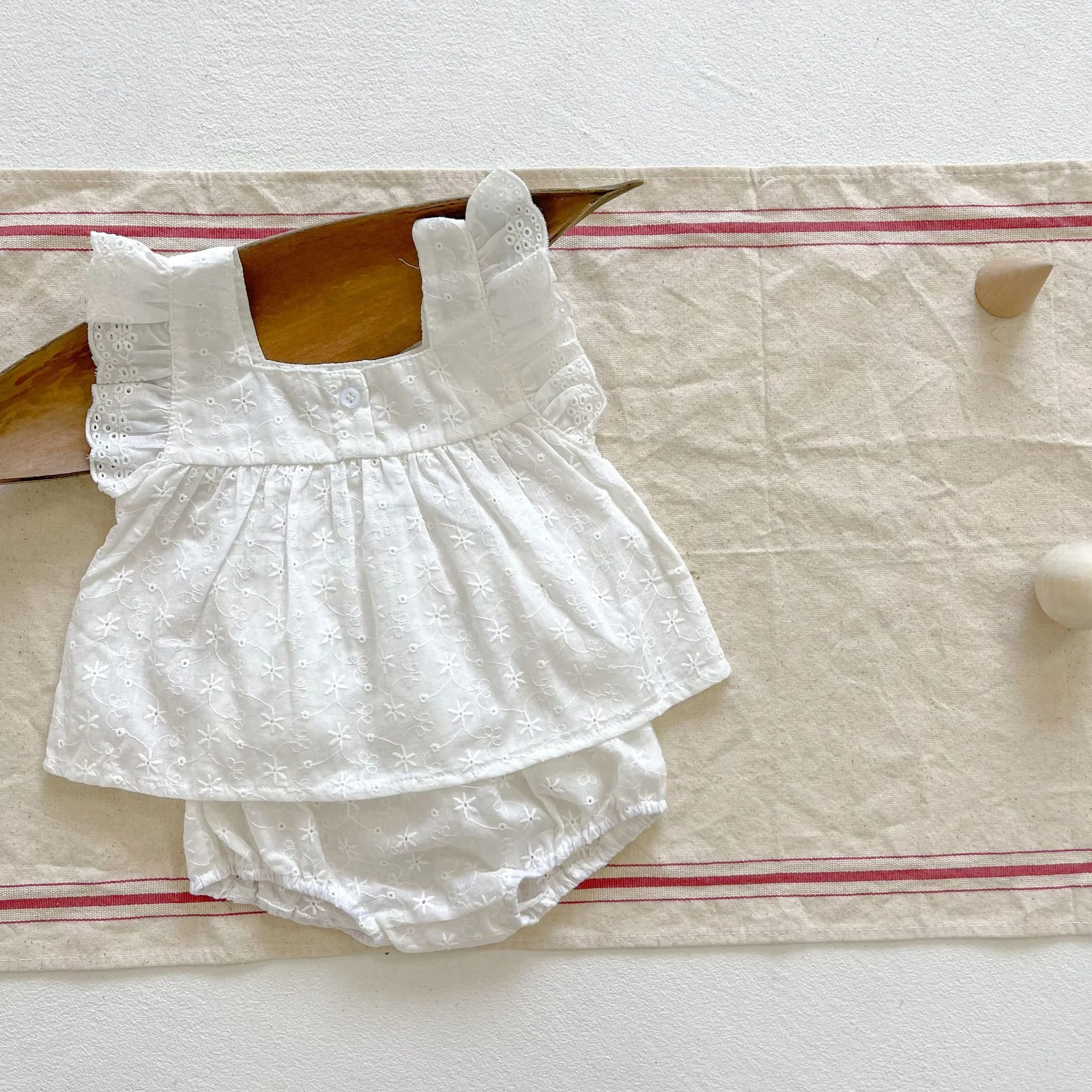 

Girls Jacquard Strap Ruffled Baby Sleeves Tops+Bloomer Shorts(Diaper Covers) Toddler 100% Organic Cotton Outfit Sets 0-36 Months