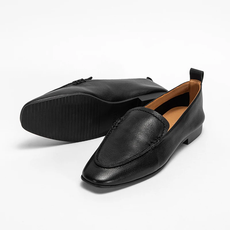 Одноцветные весенне-осенние новые женские кожаные туфли на плоской подошве с