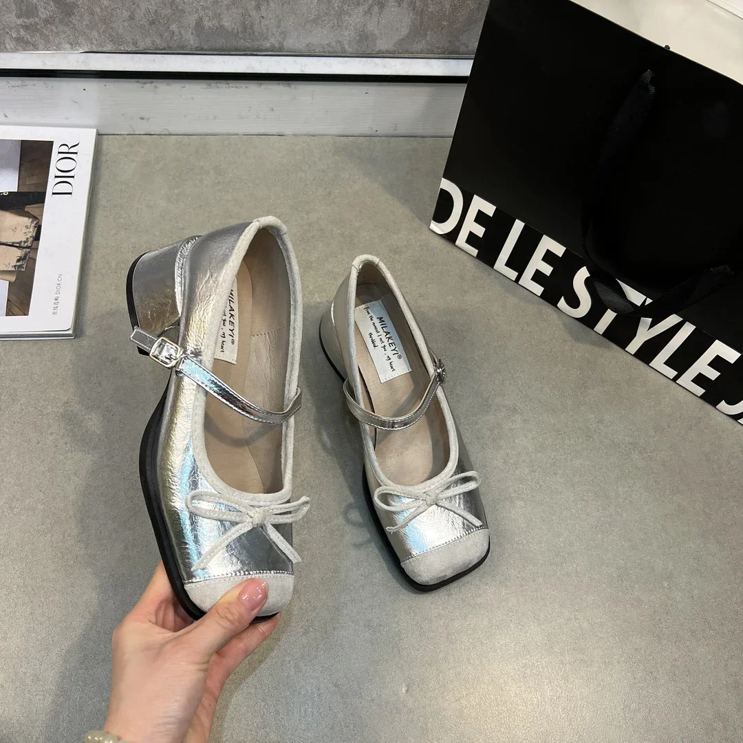 Балетки на среднем высоком каблуке с бантом женские шелковые туфли-лодочки