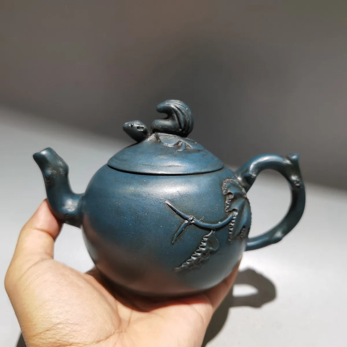

Chinese Yixing Zisha Clay Teapot Squirrel Grape Pot Jiang Rong 320ml