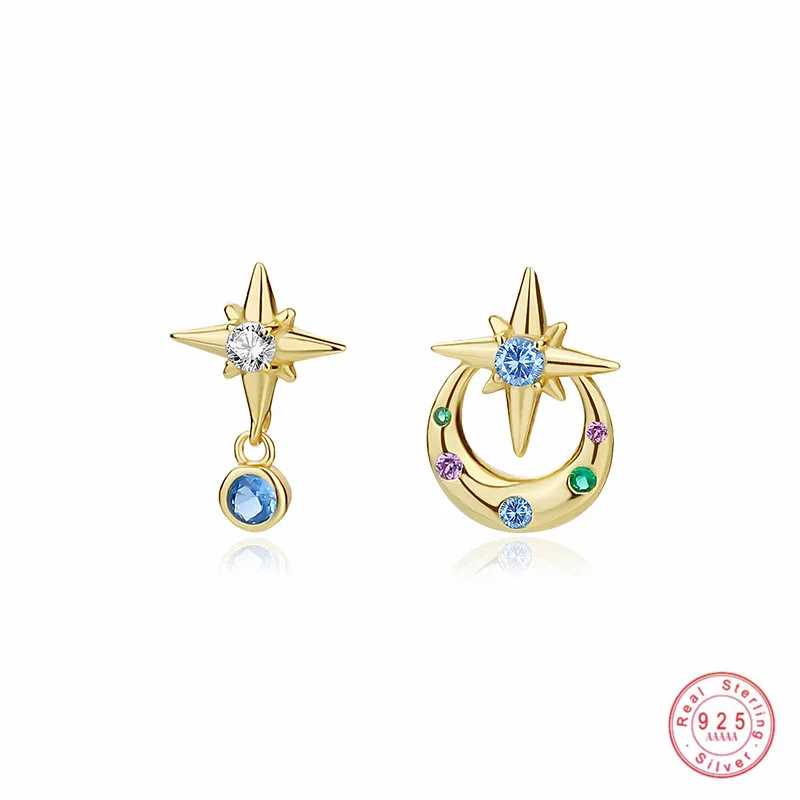 

Женские асимметричные серьги-гвоздики со звездой из серебра 925 пробы