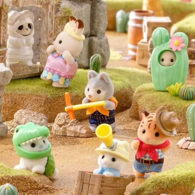 Фото Новинка 2026 года: Горячая коллекционная серия фигурок Sylvanian Families в закрытых пакетах — Приключения: Мумия, Тигр, Кактус. Флокированные фигурки-сюрпризы для взрослых коллекционеров. №3