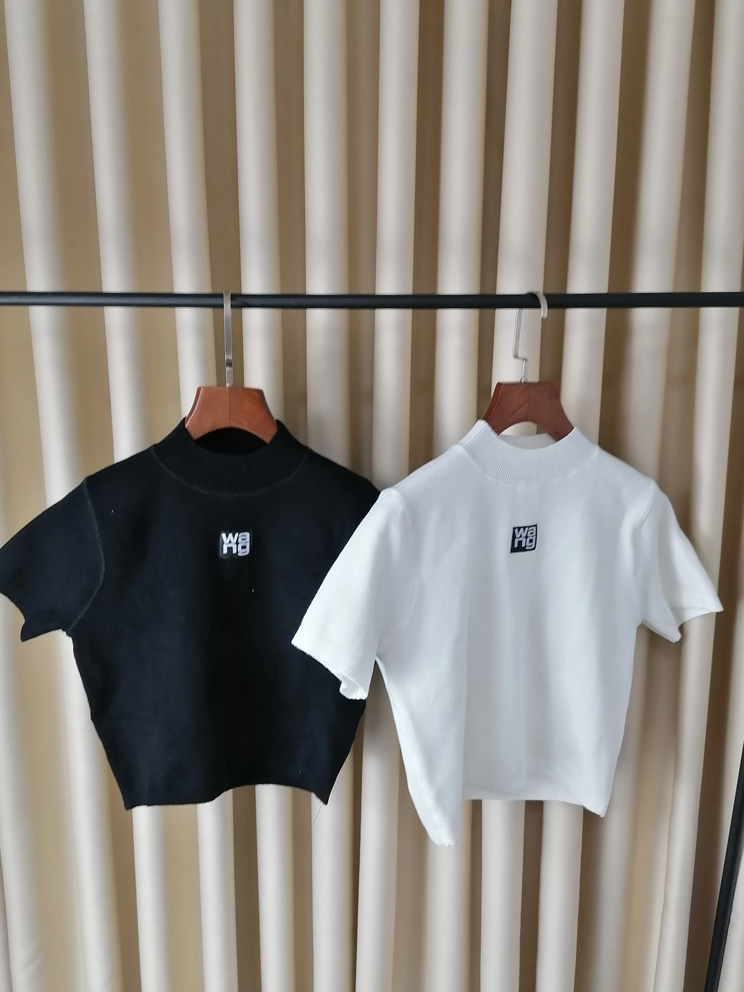 

2022 New Summer Trendy Ladies Cropped Top High Collar Tight Sliming Short Sleeve Basic Tee Pullovers White Knitted T-shirt Black