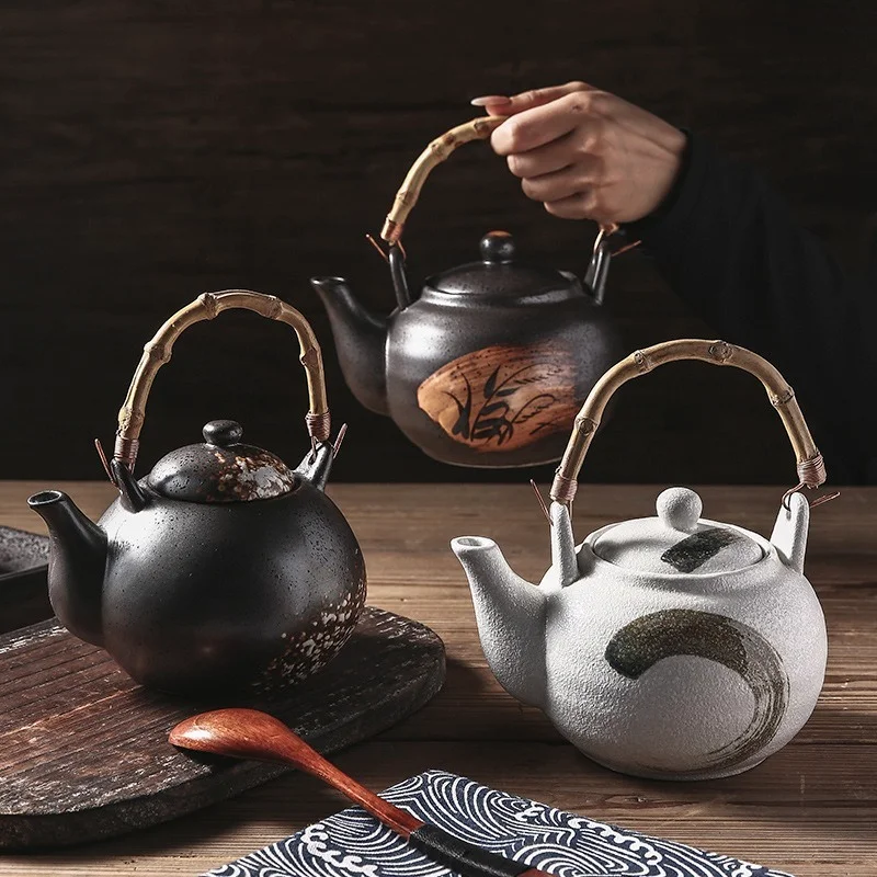 

Large Capacity Japanese Style Ceramic Teapot Teaware with Rattan Handle Hand-painted Tea Sets Tea Kettle Tea Pot Tea Maker
