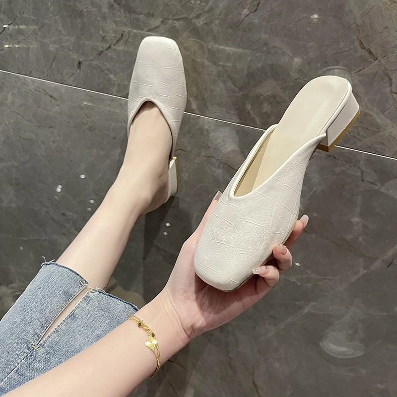 2022 Pu Middle Heel Sandals Sandals Women's Mules Fashion Casual Summer Square Toe Elegant Women's Mules Slippers Large Size 41
