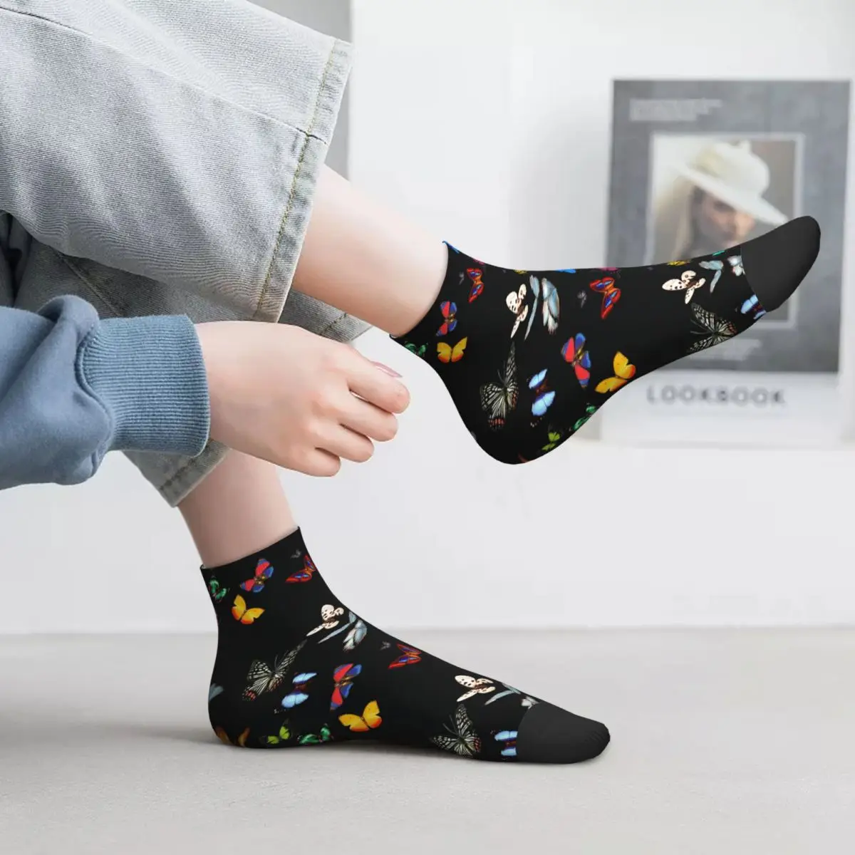 

Colorfull Butterfly Socks Lots of Pretty Butterflies Insect Kid Stylish Short Tubes Large Chemical Fiber Quality Gym Socks