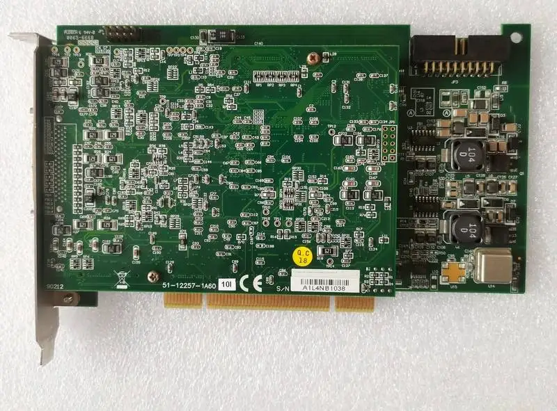 Тайвань ADLINK DAQ-2010 PCI Bus 4-канальная 14-битная синхронная многофункциональная карта