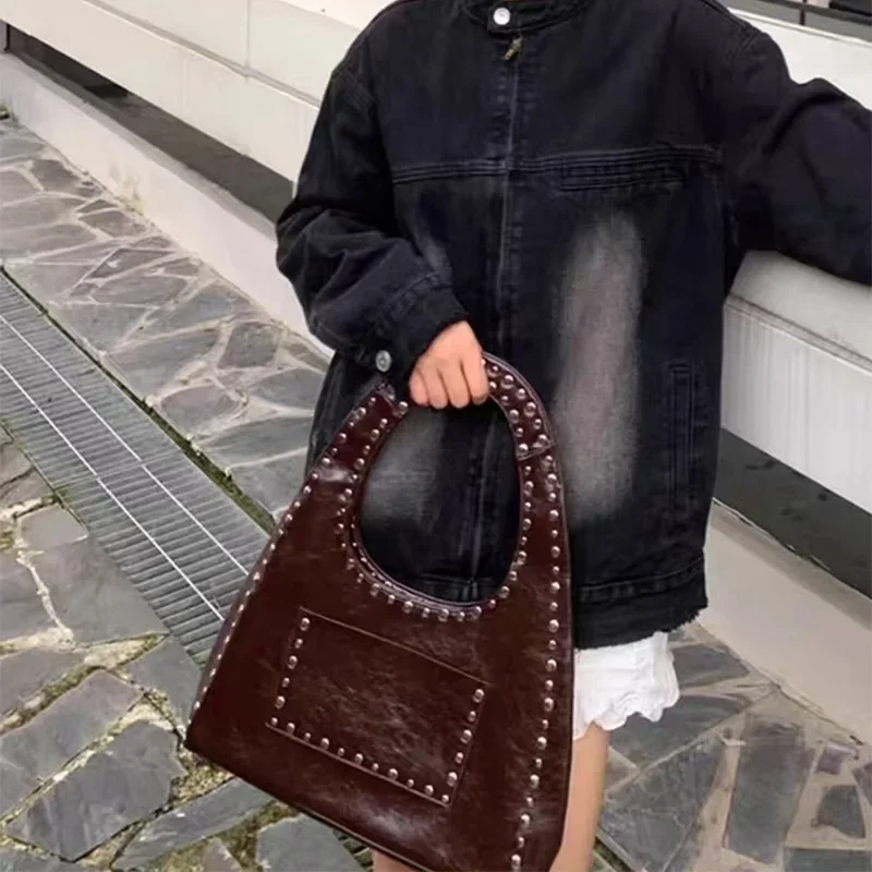 Новый бренд дизайн с заклепками винтажная сумка на плечо в стиле панк кофейная