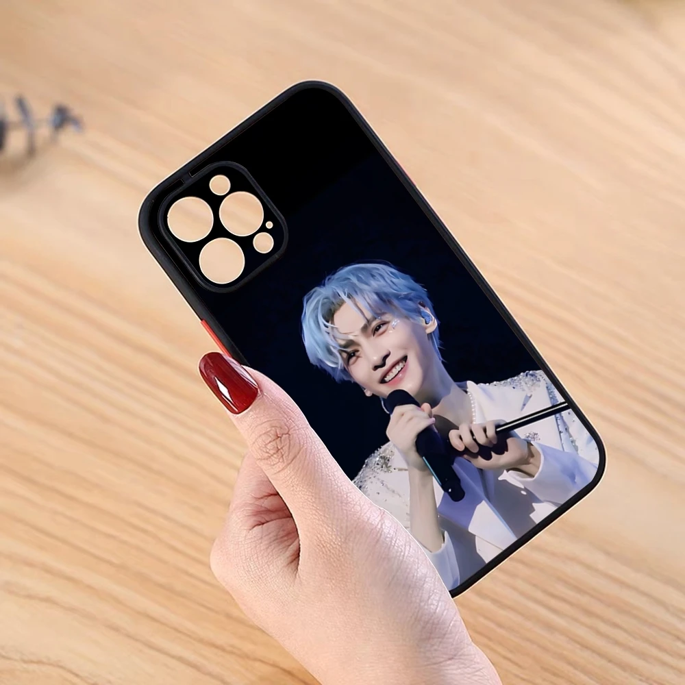Luo Yunxi Phone Case Matte Translucent For IPhone 15 Pro 14 Max 13 11 12 Mini Xs X Xr 7 8 Plus Se Back Cover