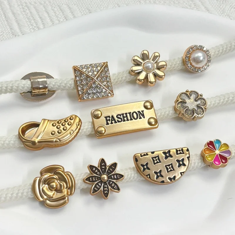 15 шт. Роскошные подвески для обуви с цветочным орнаментом кружева блестящее