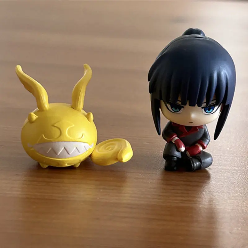 Фото Коллекционная мини-фигурка Bandai Gashapon D.Gray-man: Ален Уокер, Ю Канда, Ленале Ли, Лави (4 см) – Аниме-сувенир №3