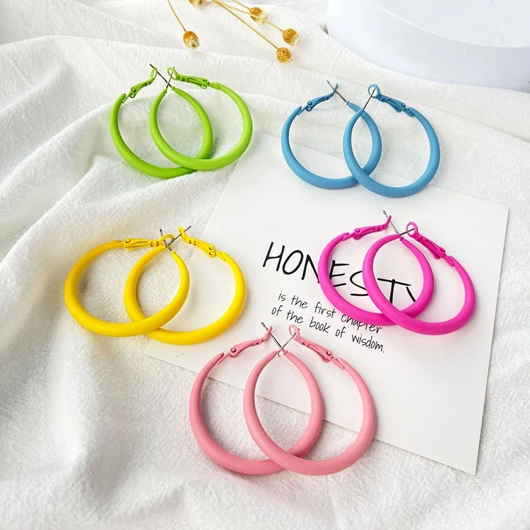 

Candy Color Personality Exaggeration C Shape Geometry Circle Hoop Earrings for Women Ins Girl New