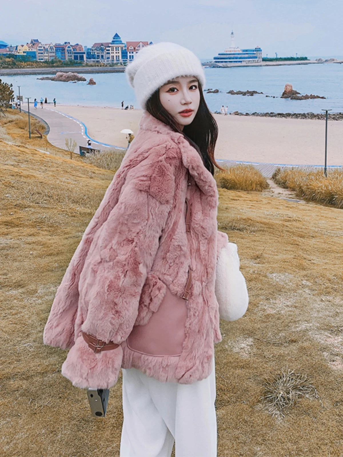 Верхняя одежда из интегрированного меха розового женская короткая осень и зима