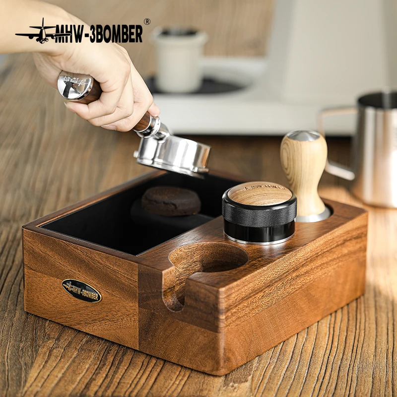 Espresso Klop Doos Massief Hout En Metalen Aanstampen Station Tamper Houder Koffiedik Residu Doos
Espresso Klop Doos Massief Hout En Metalen Aanstampen Station Tamper Houder Koffiedik Residu Doos