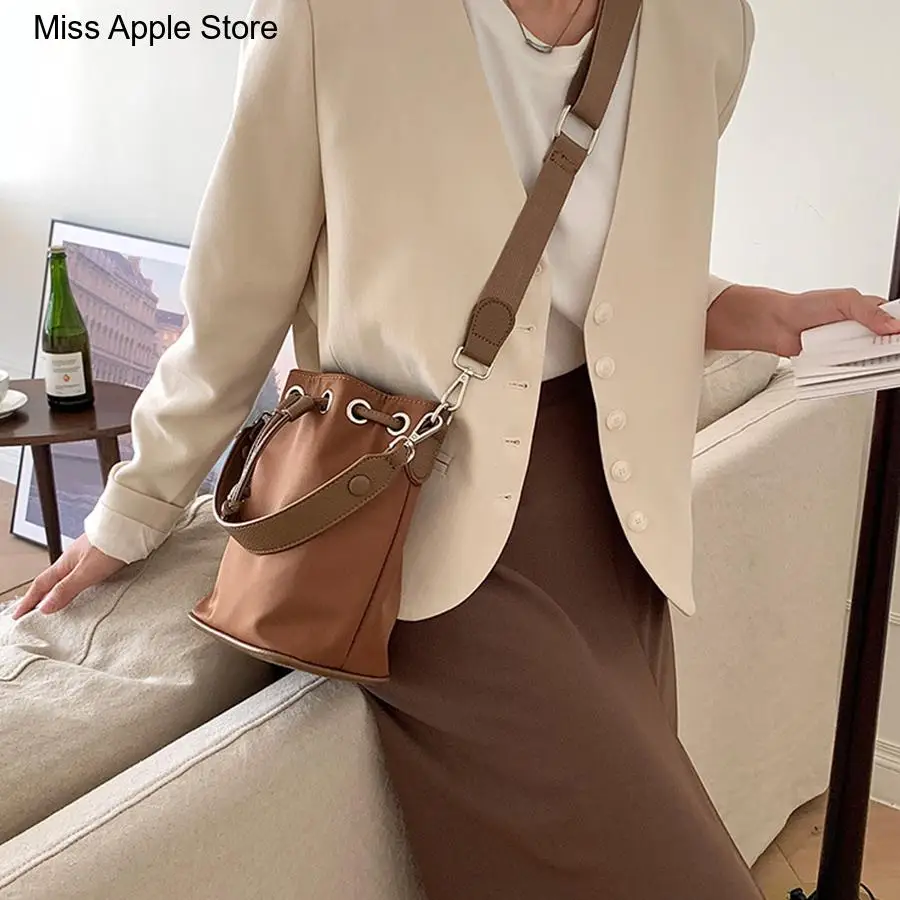 Crossbody Bag Casual Totes Messenger Bags Handbag Women Nylon Fashion Lady Drawstring Bucket Bag Simple Panelled Design Shoulder