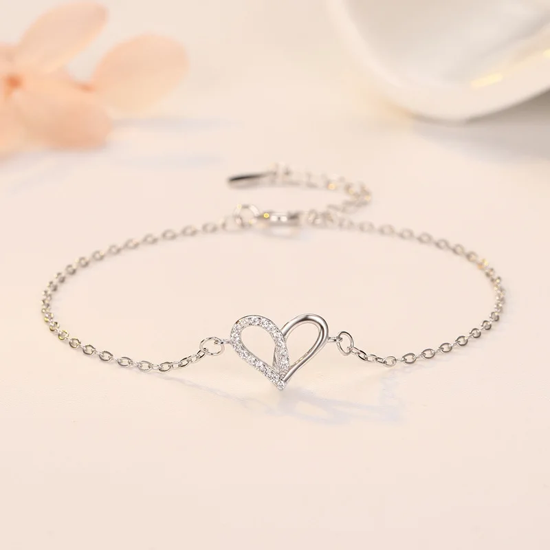 Браслет с сердцем из чистого серебра пробы |