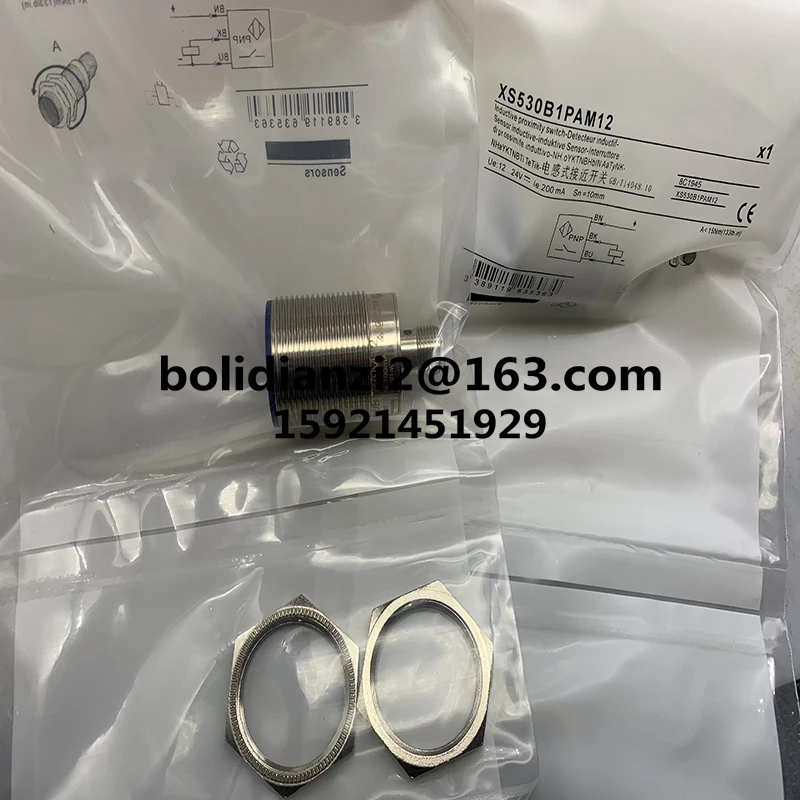 В наличии XS530B1PAM12 XS530B1NAM12 XS530B1PBM12 XS530B1NBM12 новый оригинальный датчик приближения