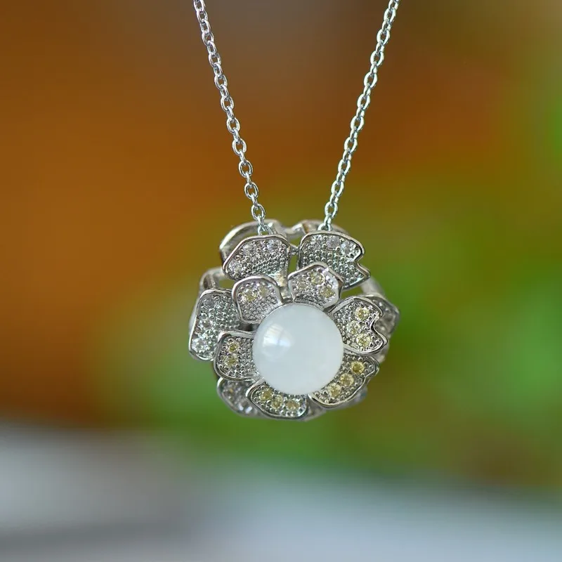 Медные инкрустированные натуральными нефритовыми белыми бусинами модная