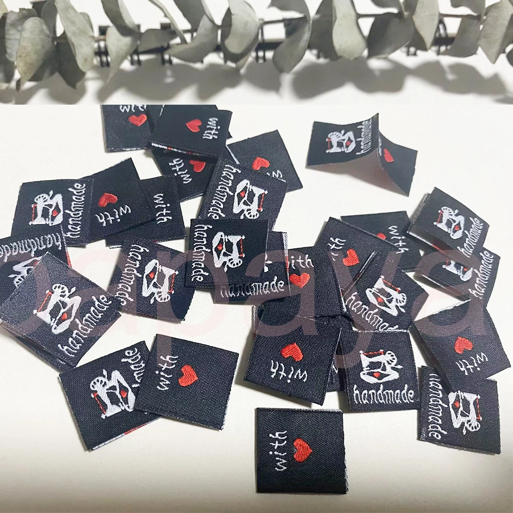 

50pcs 194x41mm Lovely Animal Embroidery Label Clothes Bag Shoe Tags Handmade DIY Crafts Sewing Accessories Supplies