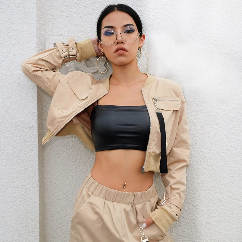 

Женская короткая куртка с длинным рукавом, на молнии