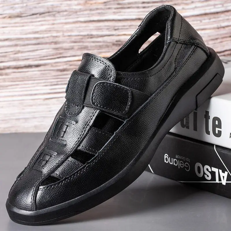 

Summer Middle-aged and Elderly Men Sandals Baotou Non-slip Breathable Pedal Mens Leather Casual Sandals