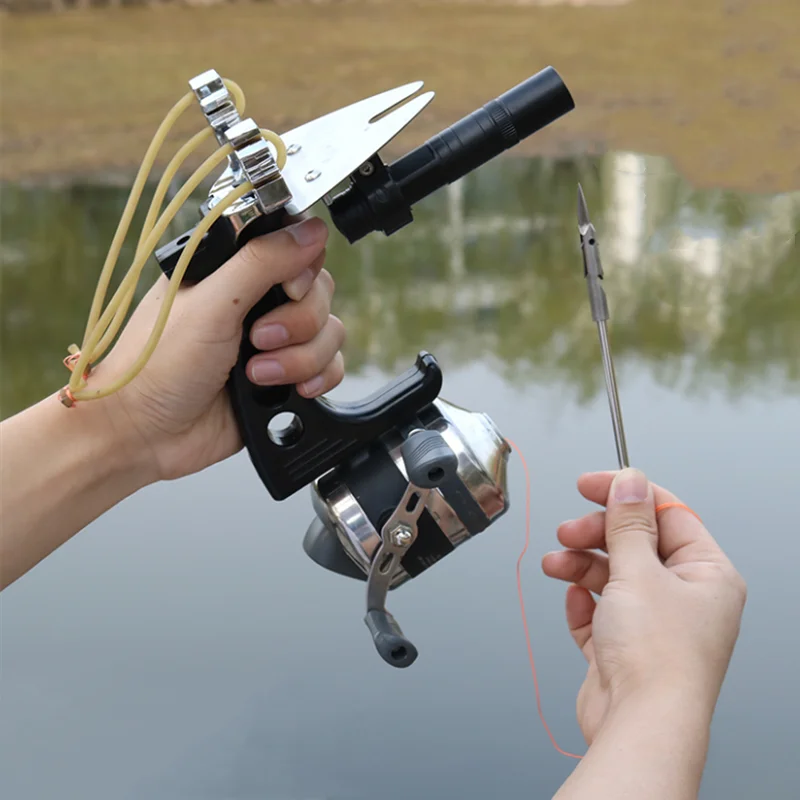 

High-precision Red and Green Laser Telescopic Slingshot Powerful Portable Extended Straight Rod Catapult Designed for Novices
