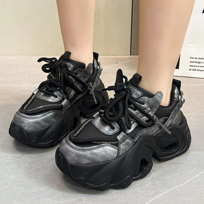 

Casual Walking Flats Cozy Sport Shoes Platform Women Lace Up Sneakers 2023 New Fashion Running Dress Luxury Designer Zapatillas