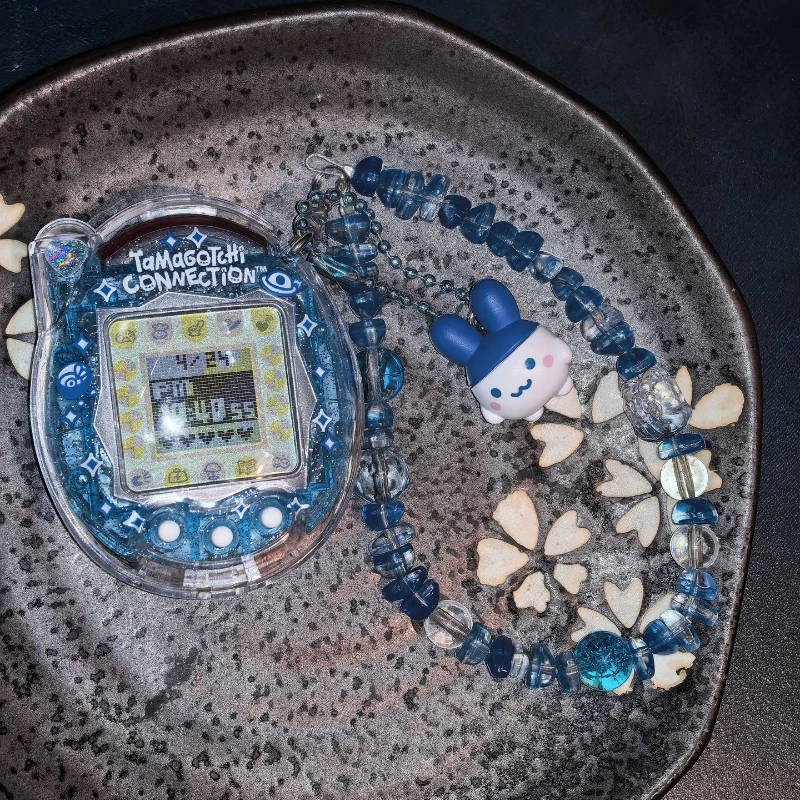 Новый интерактивный электронный виртуальный питомец Bandai Tamagotchi V3: оригинальная игровая приставка-брелок, подарок для коллекционеров (art.: 3920dc72b91f7) - 3920dc72b91f7